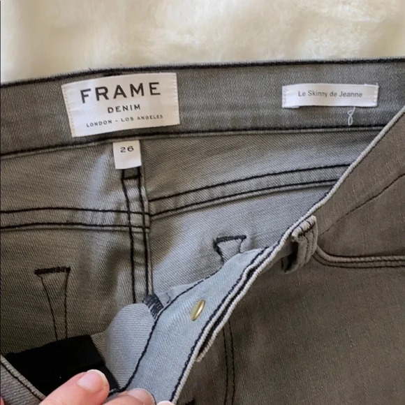 Frame Thatcher Gray Zipper Trim Skinny Jeans size 26 - Picture 11 of 12